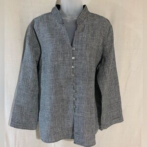 Orvis Women's Black and White Button-Down Shirt